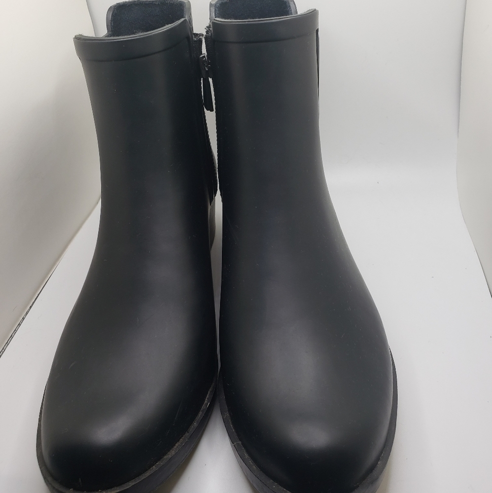 Lucky brand Chelsea Black heeled rain ankle booties size 8 - Picture 4 of 10
